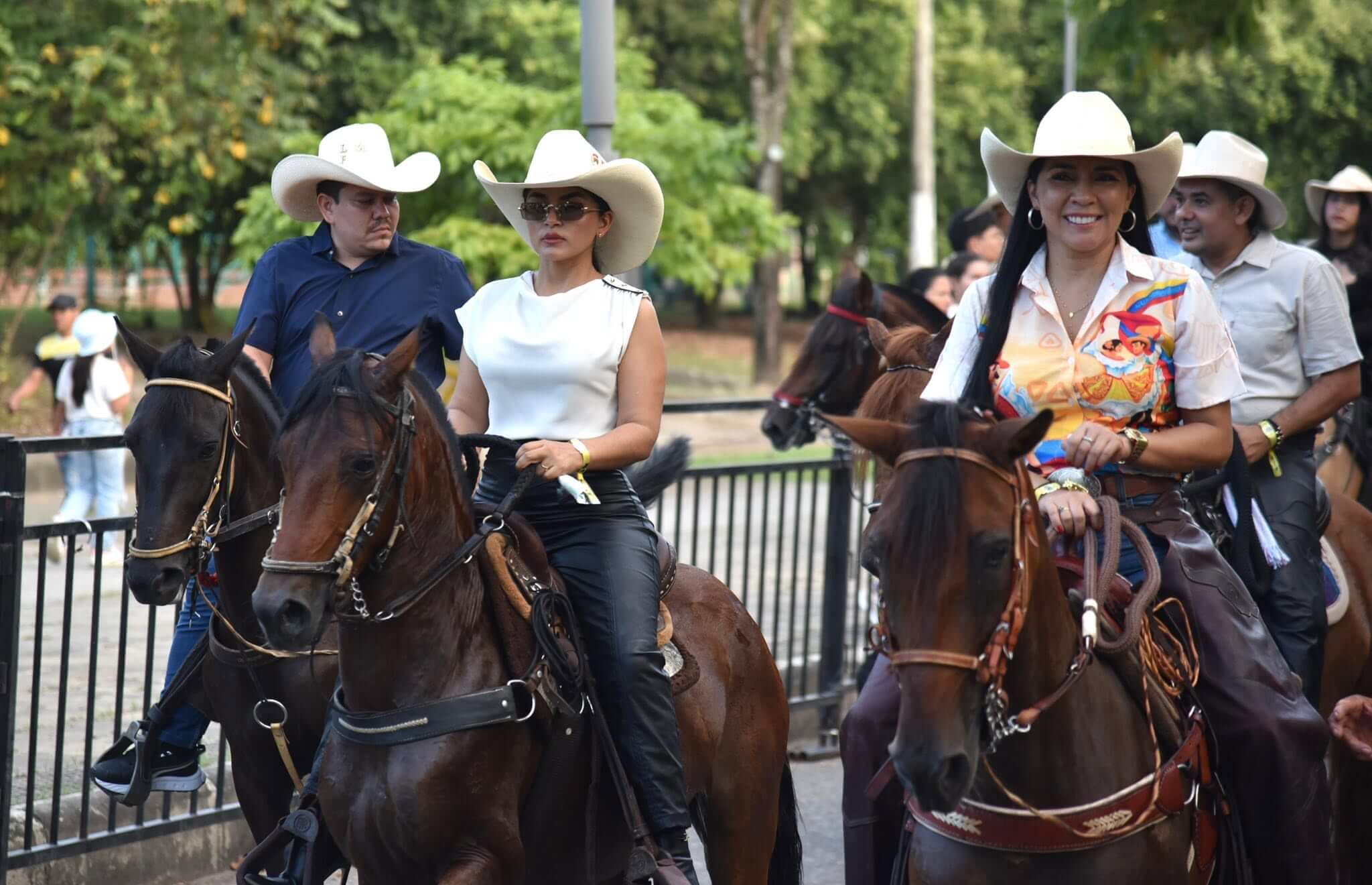 Gran cabalgata del Desfile Popular del 65.º Festival del Bambuco en San Juan y San Pedro.